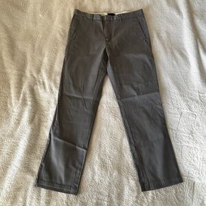 Banana Republic Men’s Straight Fit Gray Pants 35x32